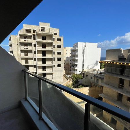 Blue Skies Family Apartment With Terrace San Pawl il-Baħar Eksteriør bilde